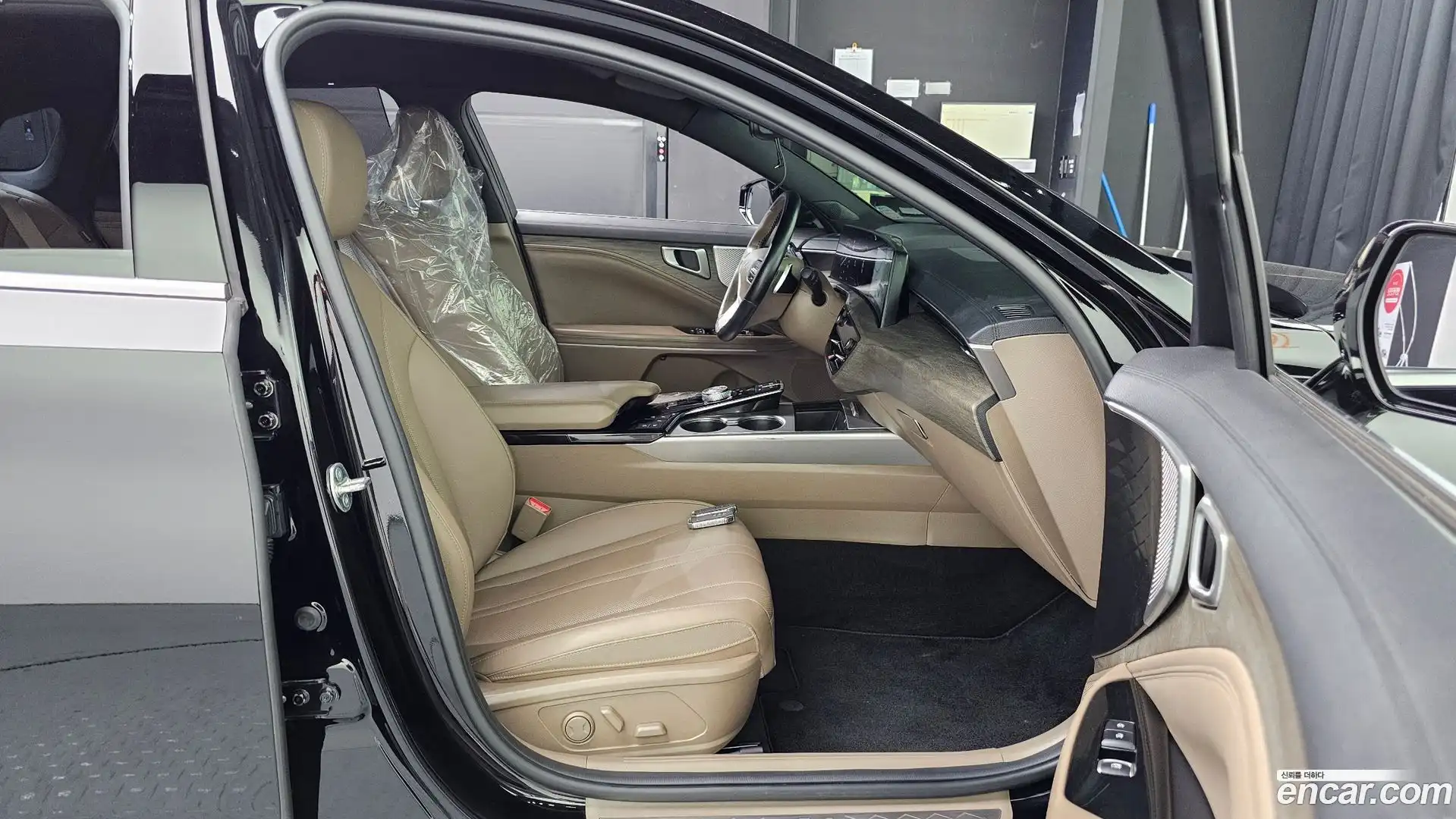 K8 Kia 2023.5-OPTION-016