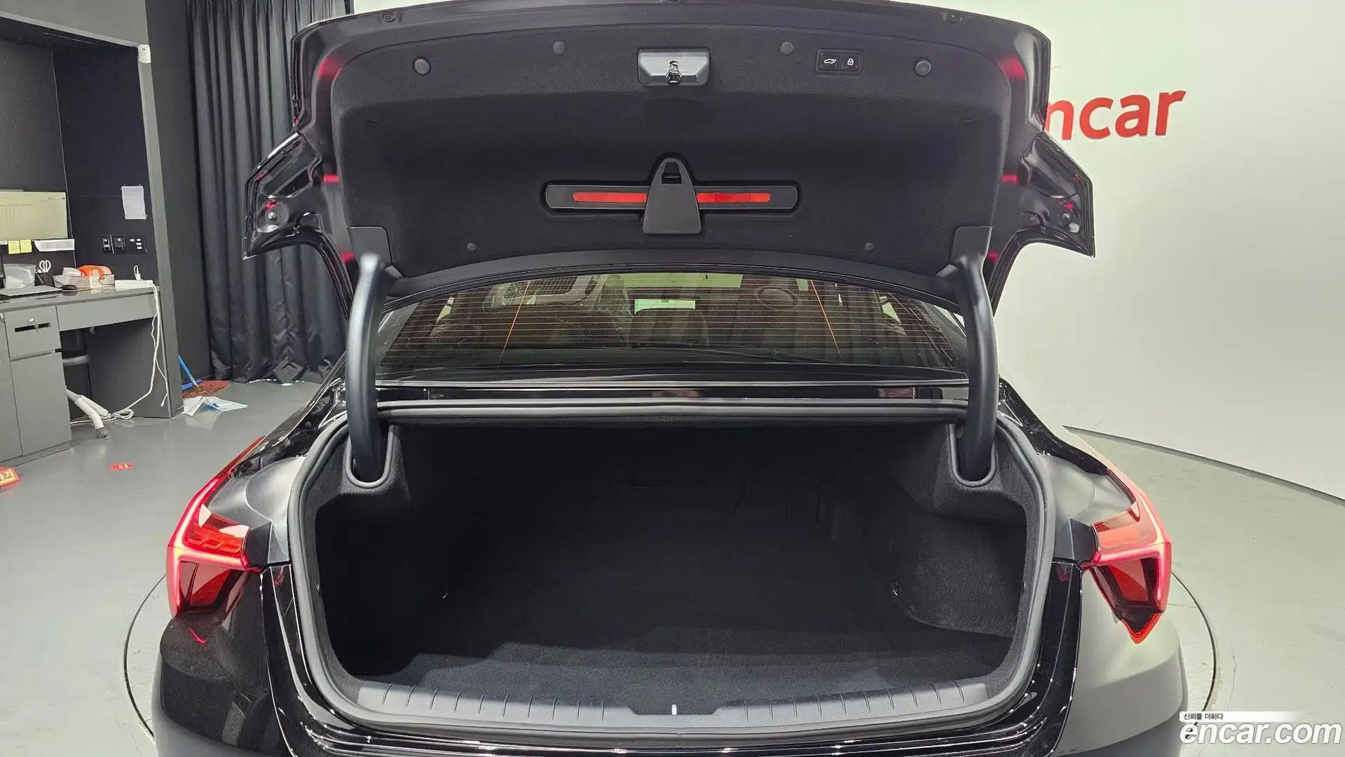 K8 Kia 2023.5-OPTION-024
