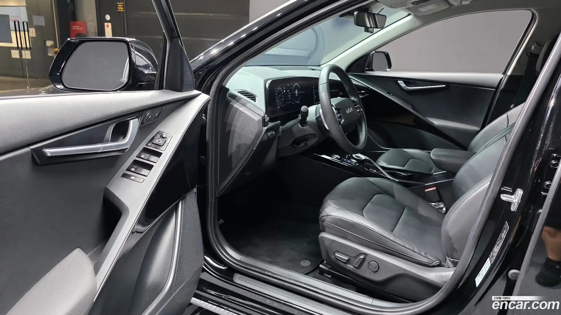 Niro Kia 2023.4-INNER-010