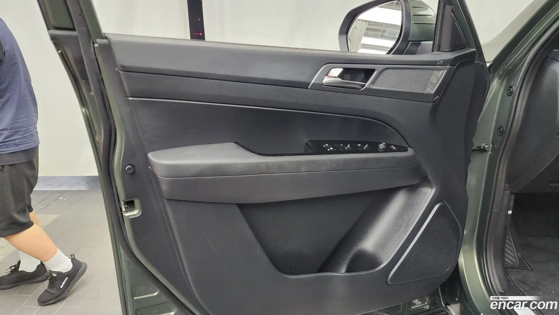 Rexton KG Mobility 2025.2-INNER-034