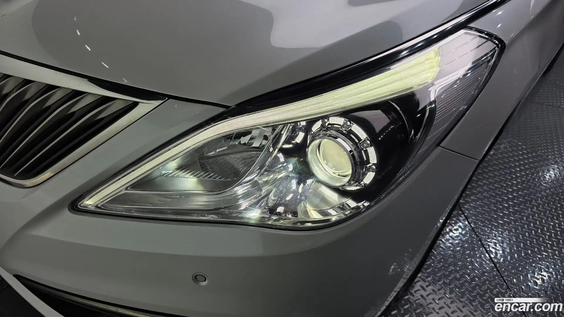 Grandeur Hyundai 2015.6-OUTER-032