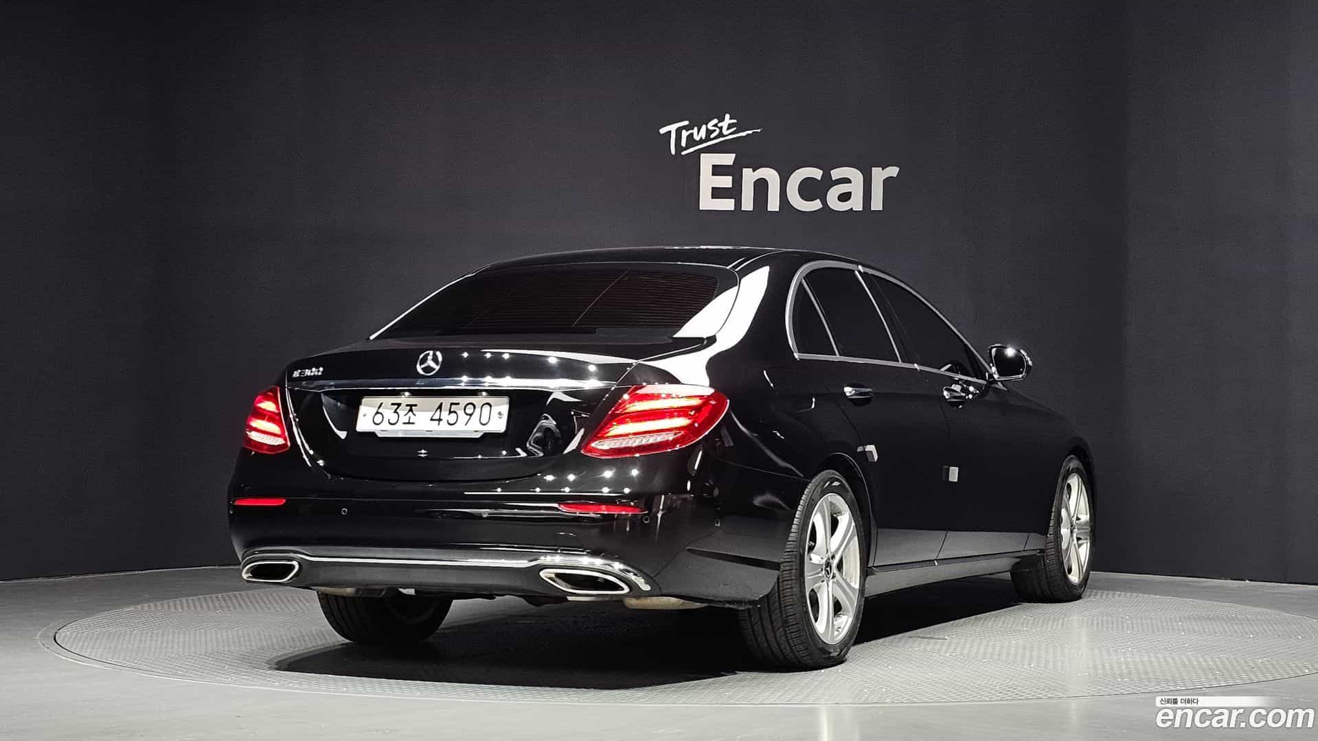 E-Class Mercedes-Benz 2018.2-OUTER-002
