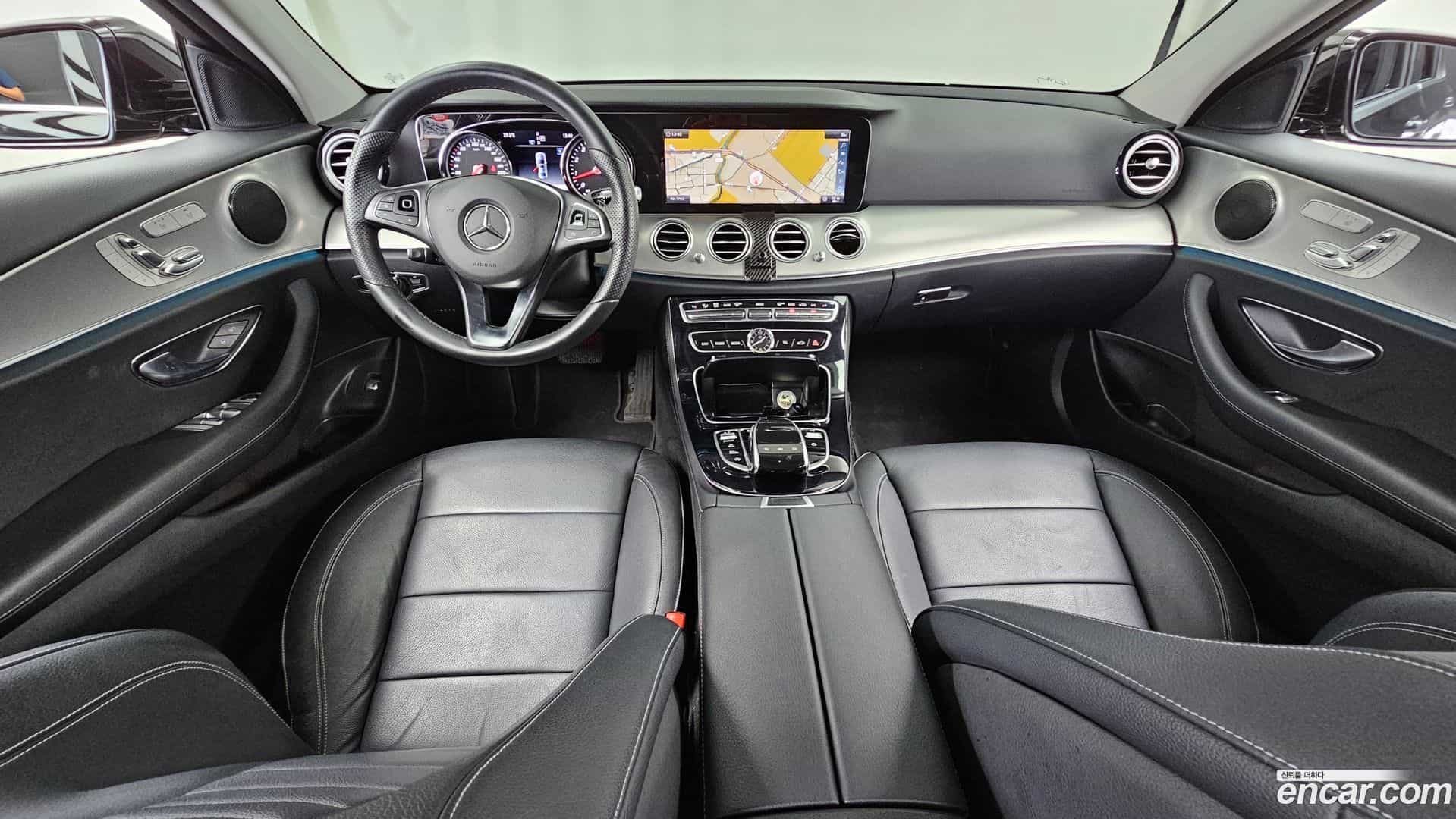 E-Class Mercedes-Benz 2018.2-INNER-007