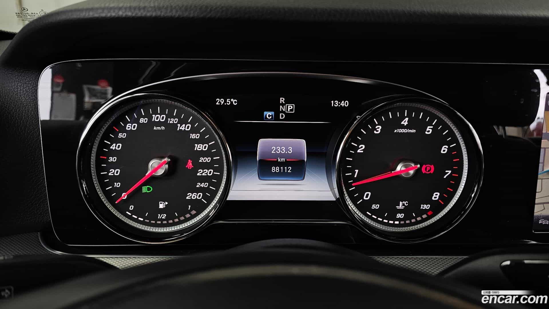 E-Class Mercedes-Benz 2018.2-INNER-008