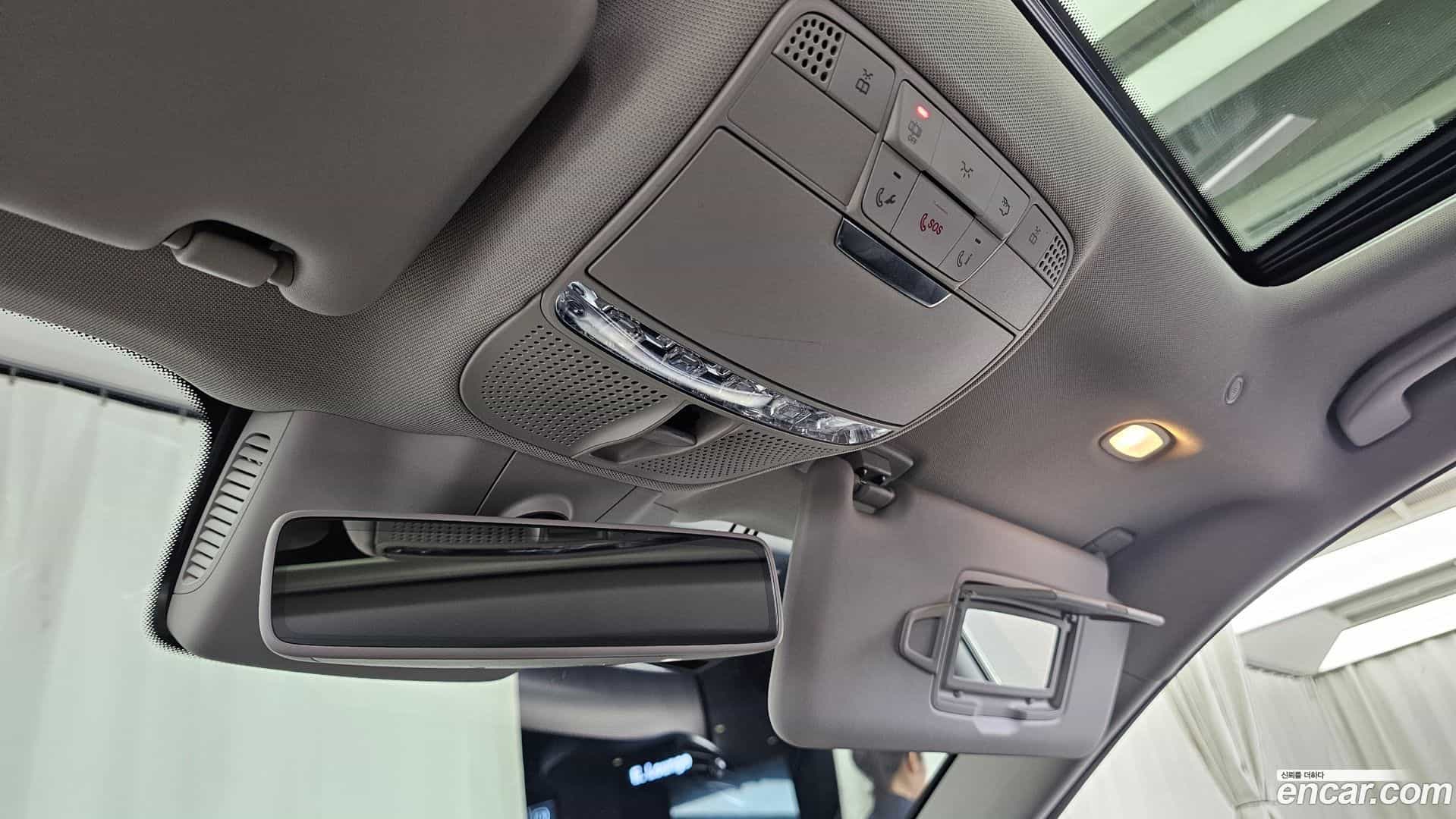 E-Class Mercedes-Benz 2018.2-OPTION-022
