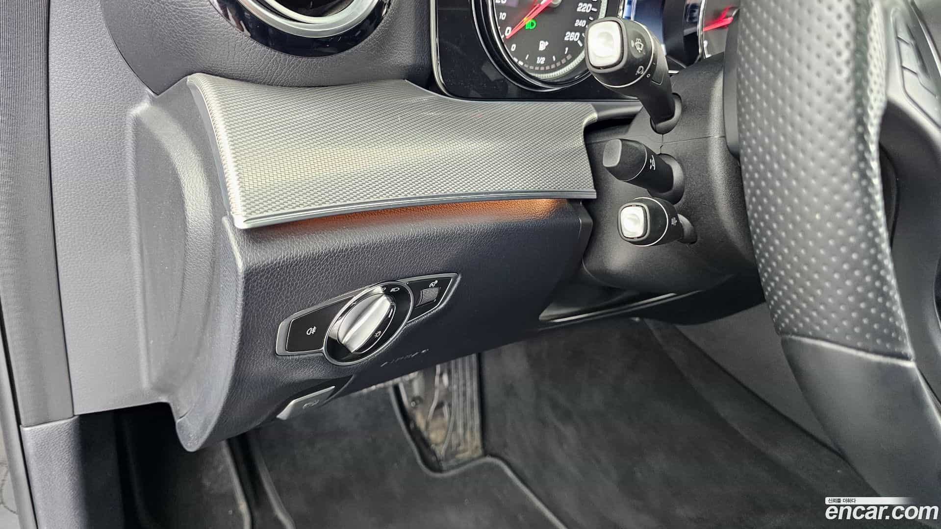 E-Class Mercedes-Benz 2018.2-OPTION-023