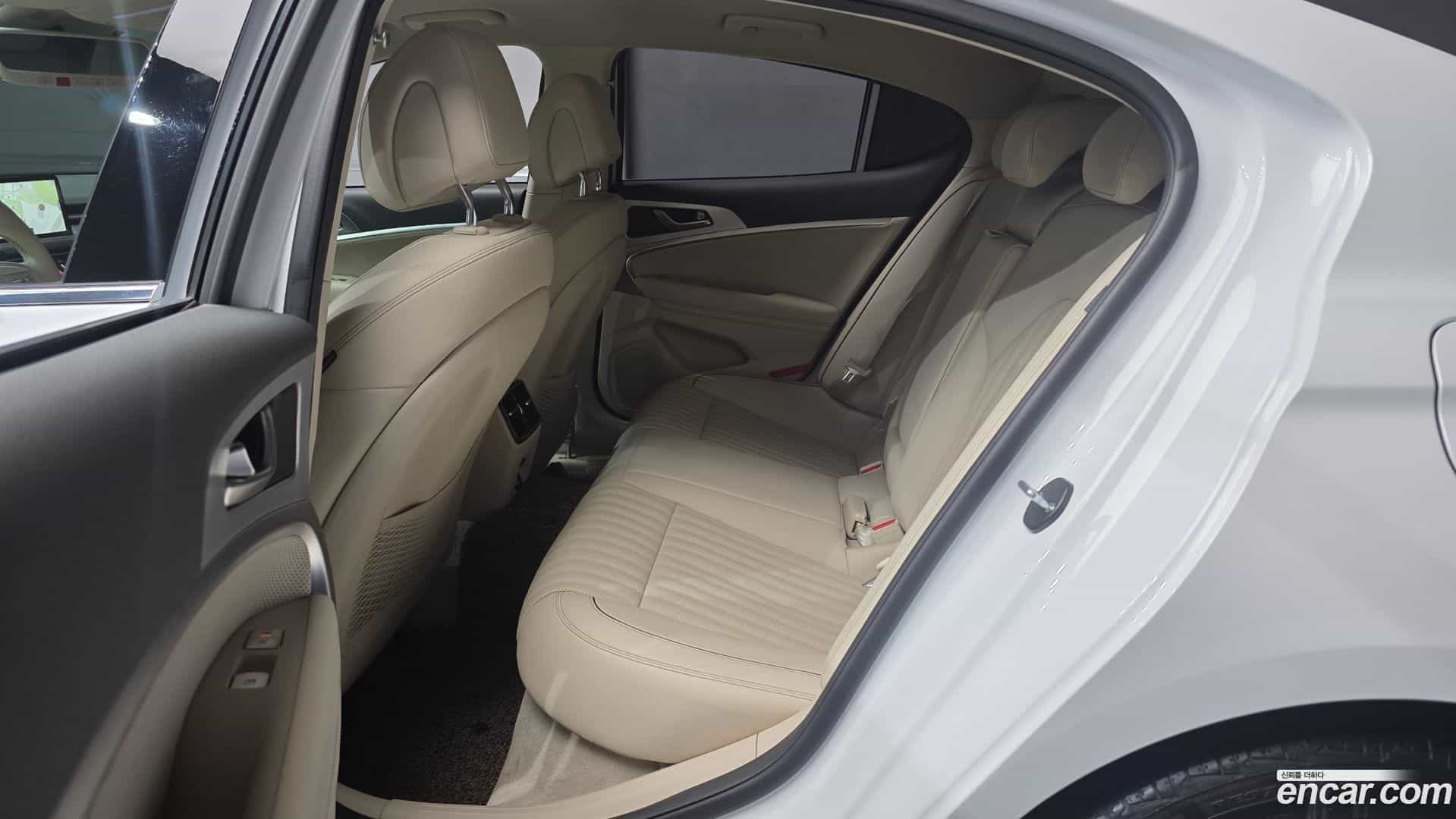 G70 Genesis 2022.10-OPTION-016