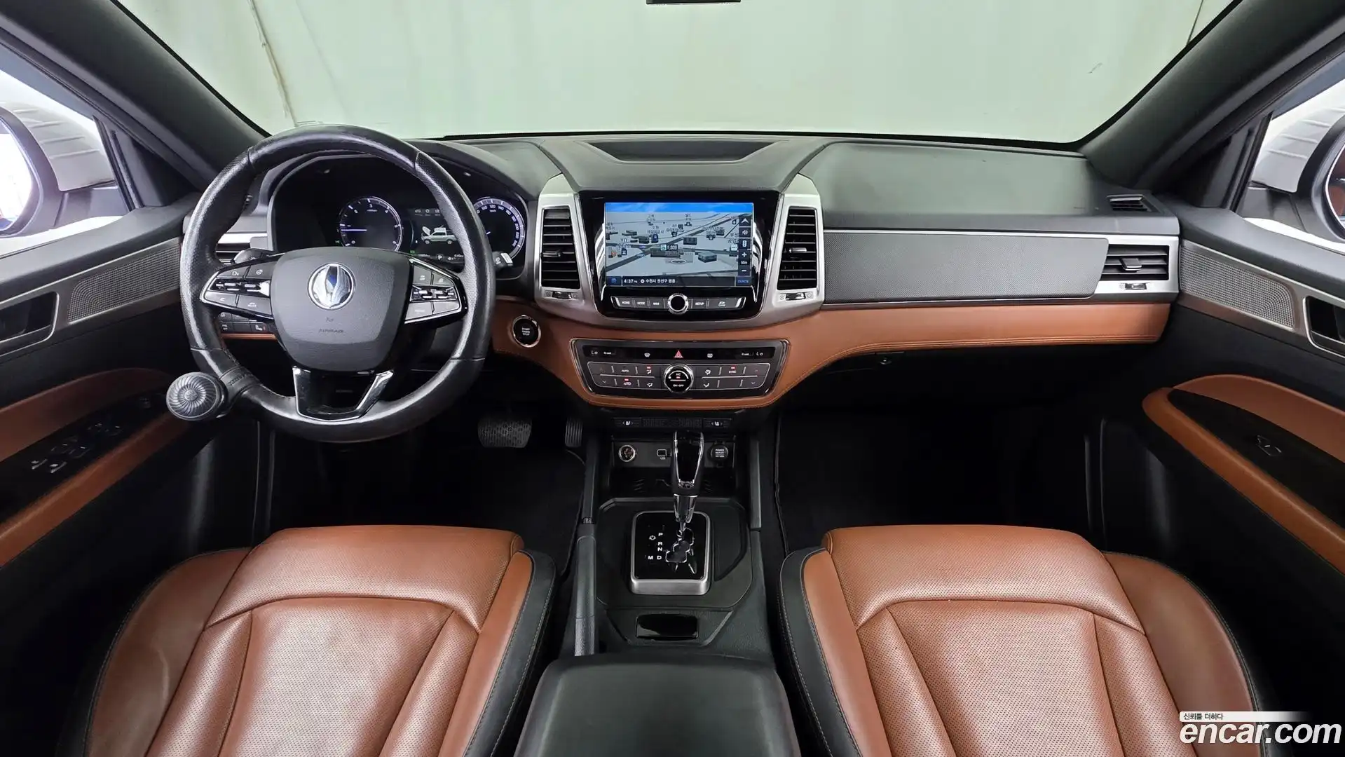 Rexton KG Mobility 2018.11-INNER-007