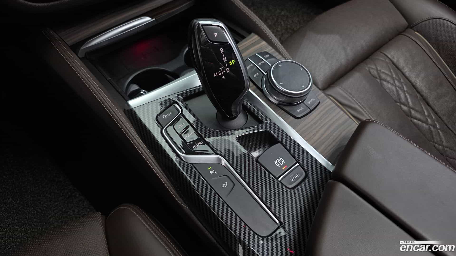 5-Series BMW 2018.2-INNER-009