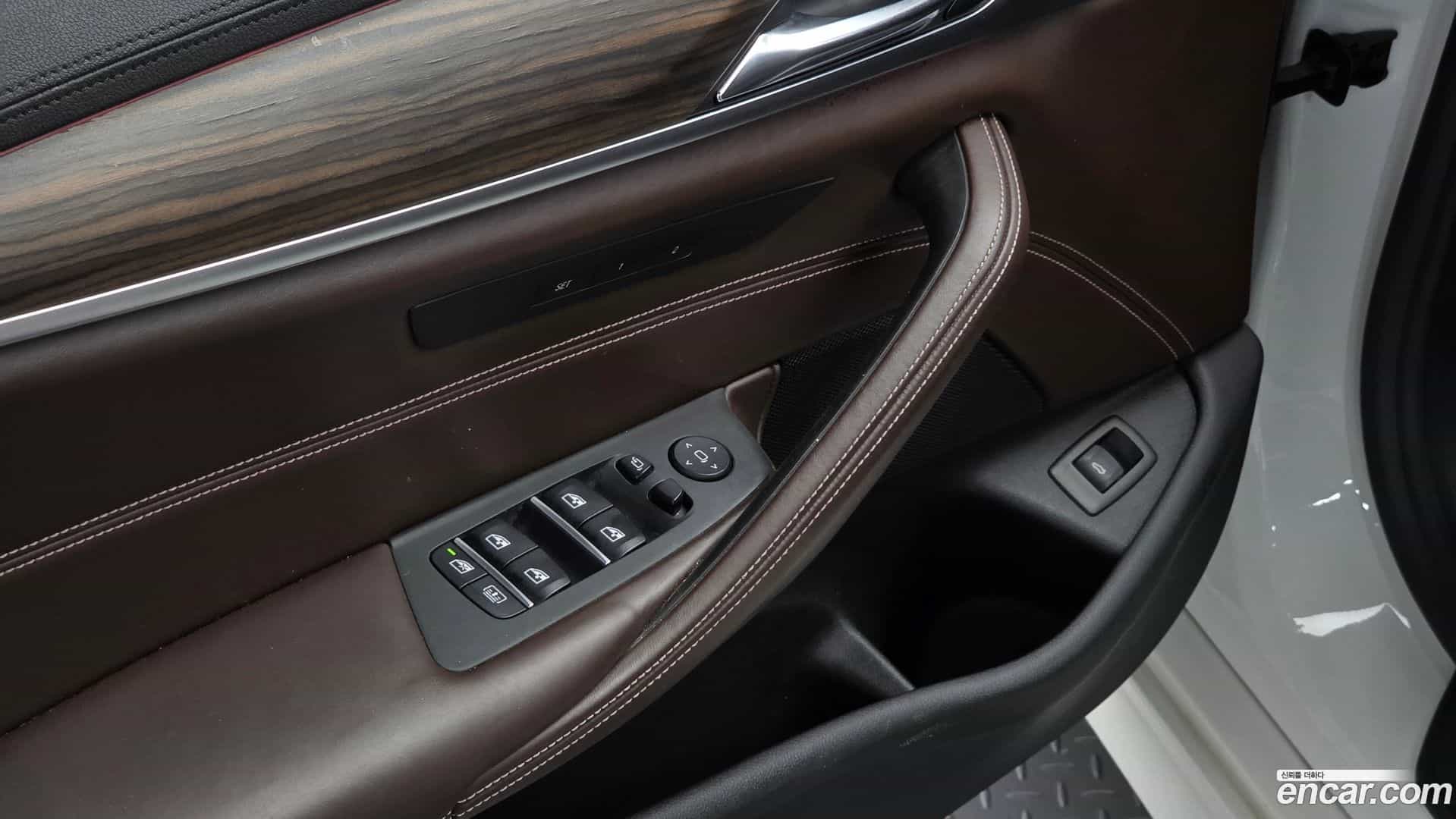 5-Series BMW 2018.2-OPTION-020