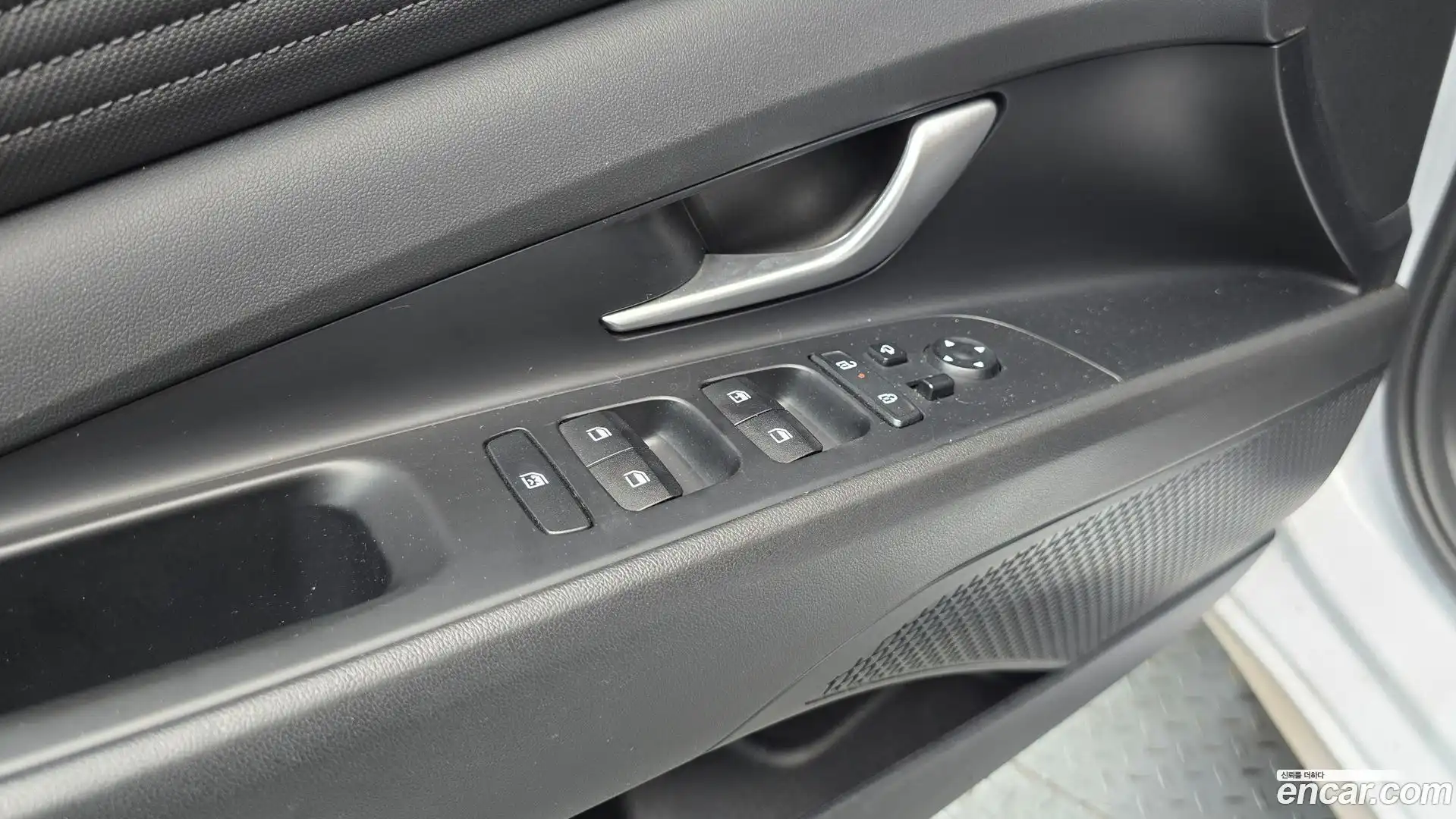AVANTE Hyundai 2023.3-OPTION-018