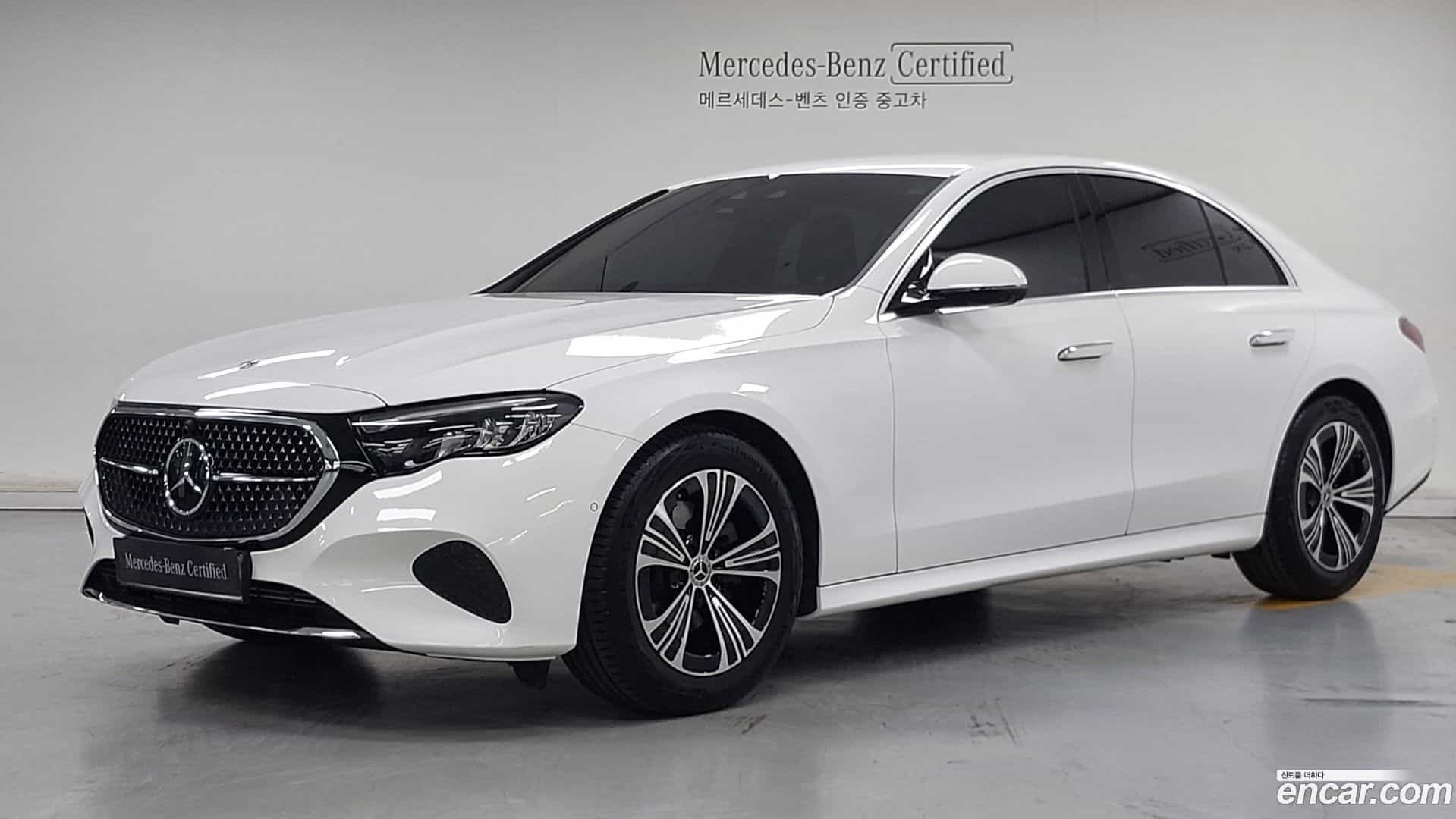 E-Class Mercedes-Benz 2025.1-OUTER-001