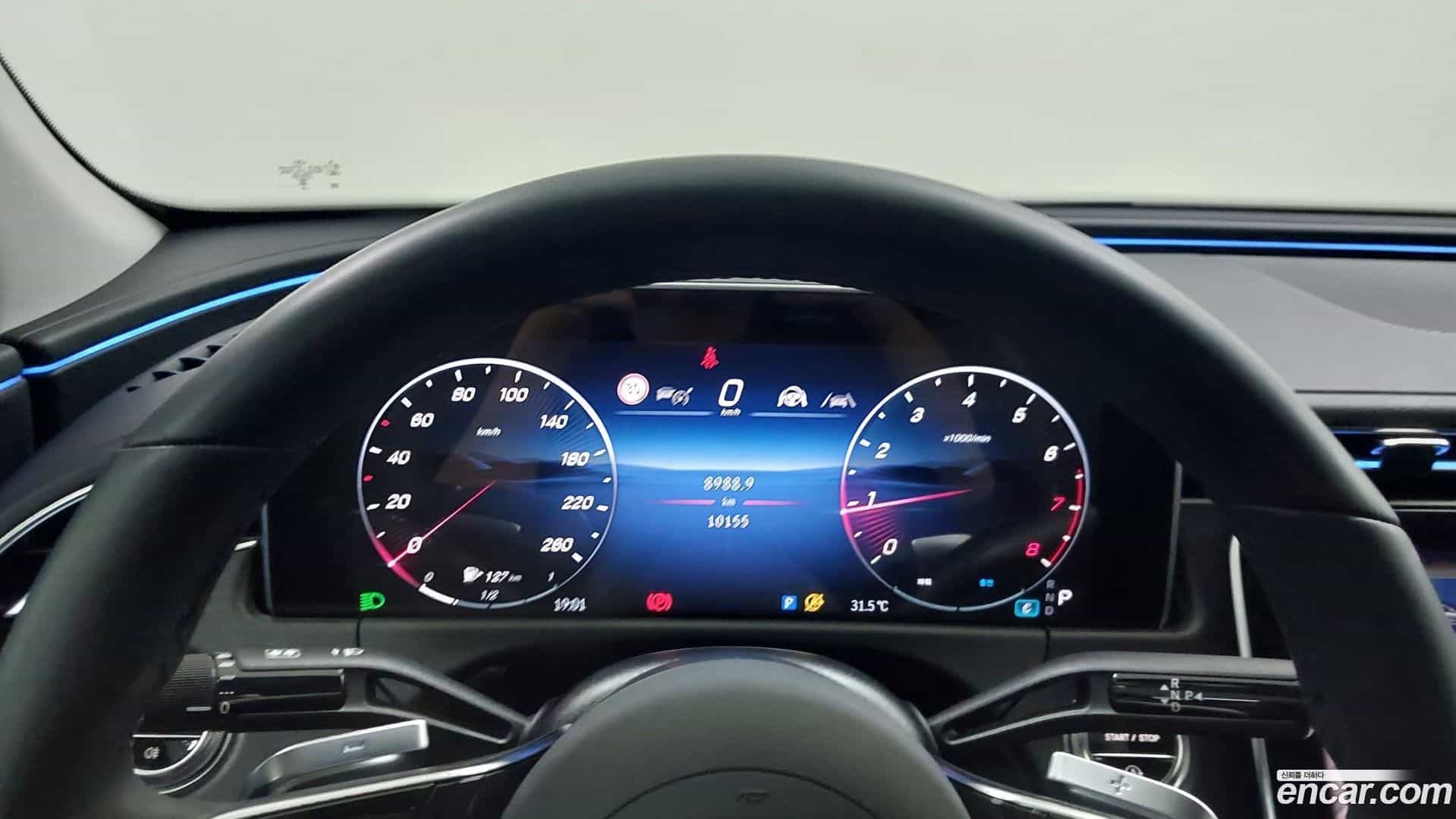 E-Class Mercedes-Benz 2025.1-INNER-008