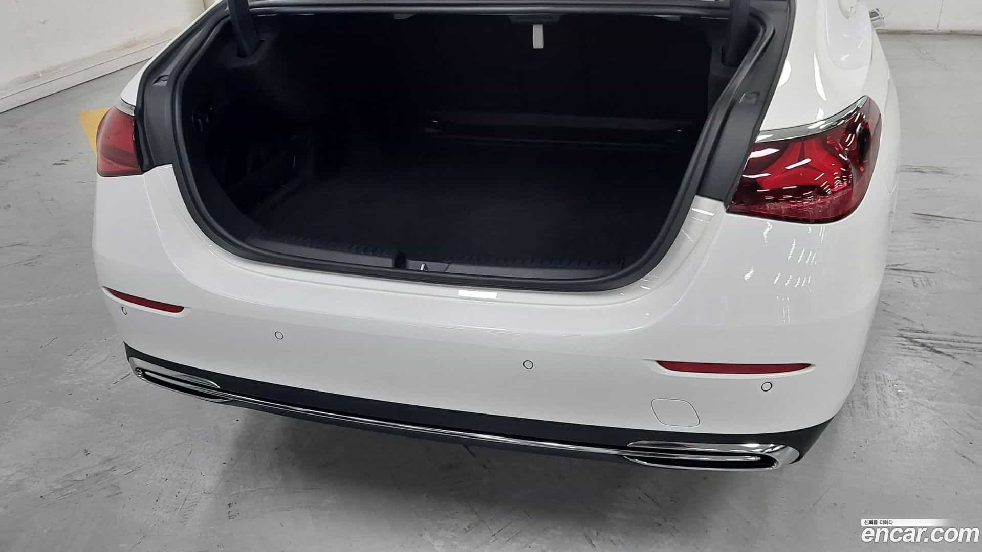 E-Class Mercedes-Benz 2025.1-OPTION-020