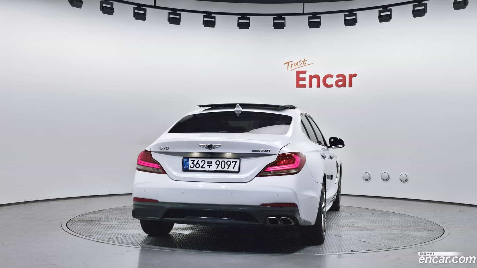 G70 Genesis 2019.0-OUTER-004
