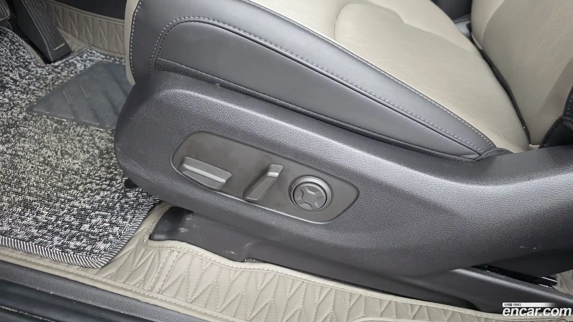 Canival Kia 2024.9-OPTION-044