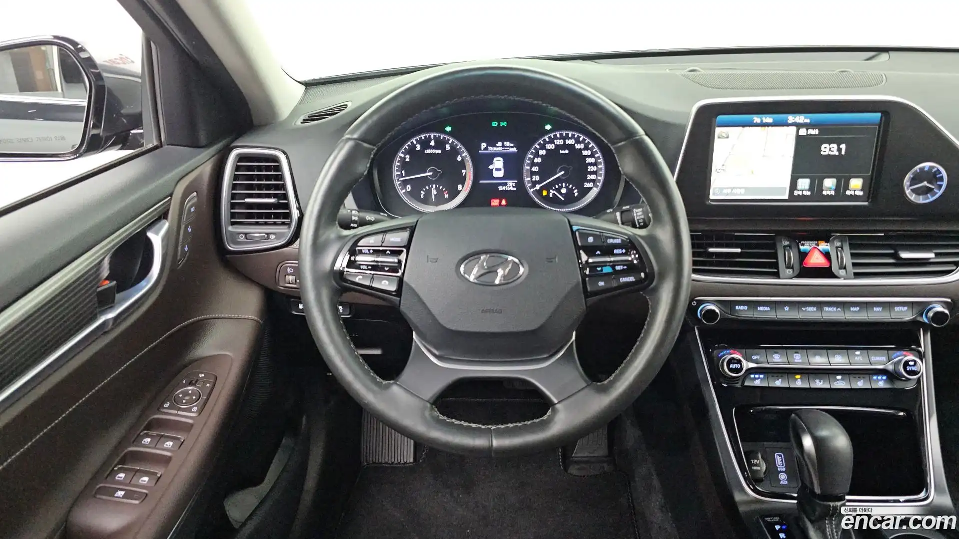Grandeur Hyundai 2017.6-OPTION-017