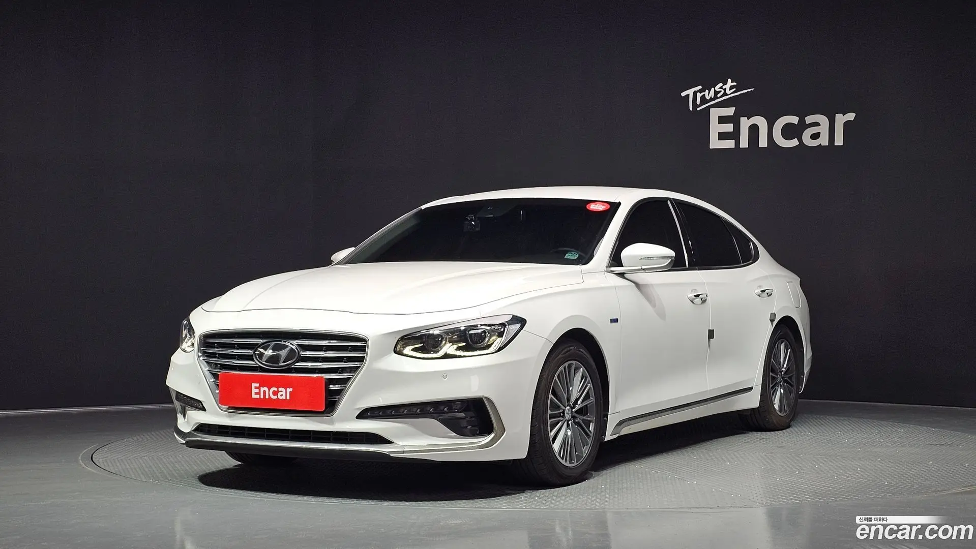 Main__Slider__Photo:Grandeur Hyundai 2019.6-0