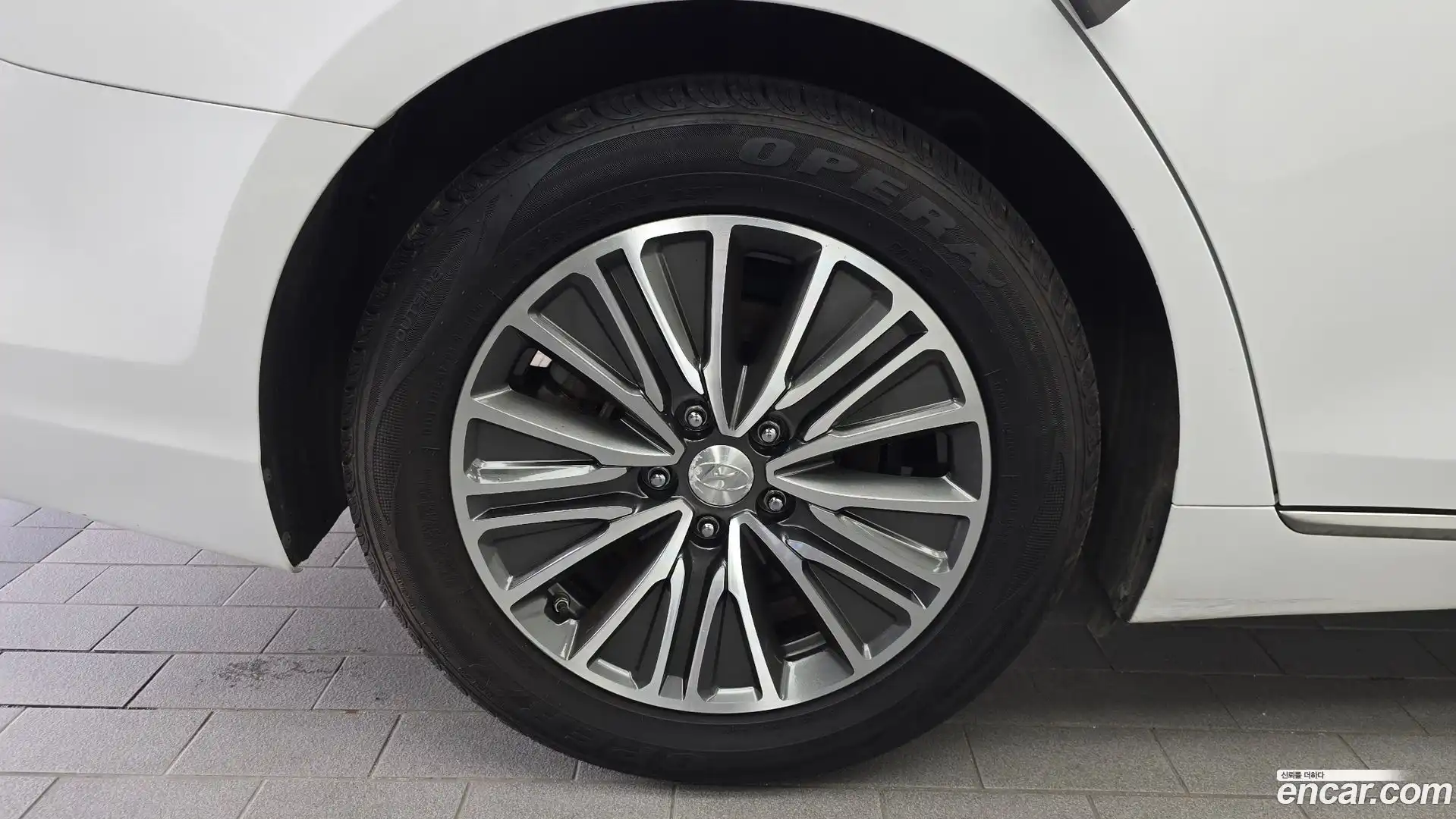 Grandeur Hyundai 2019.6-OUTER-005