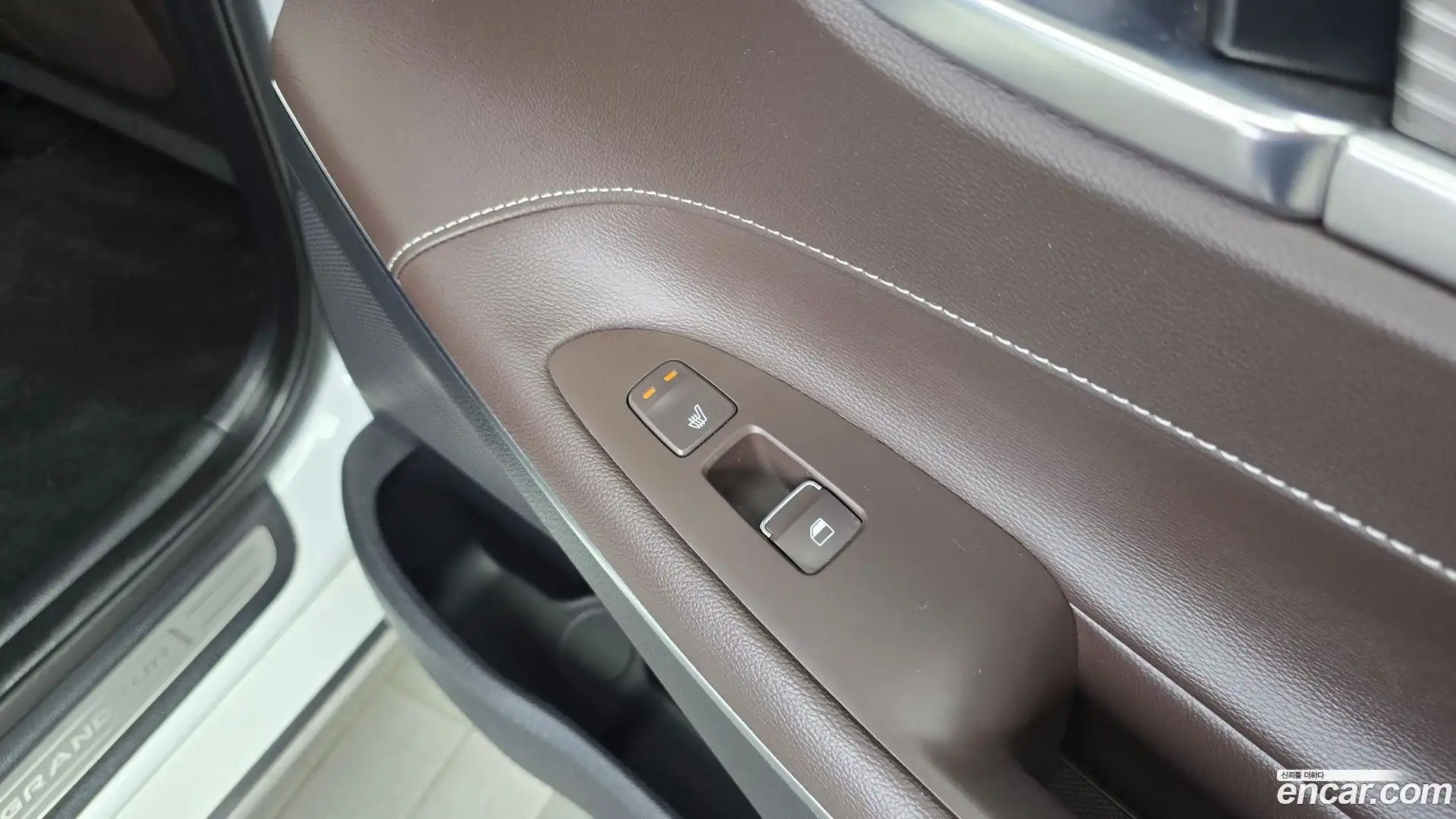 Grandeur Hyundai 2019.6-OPTION-022