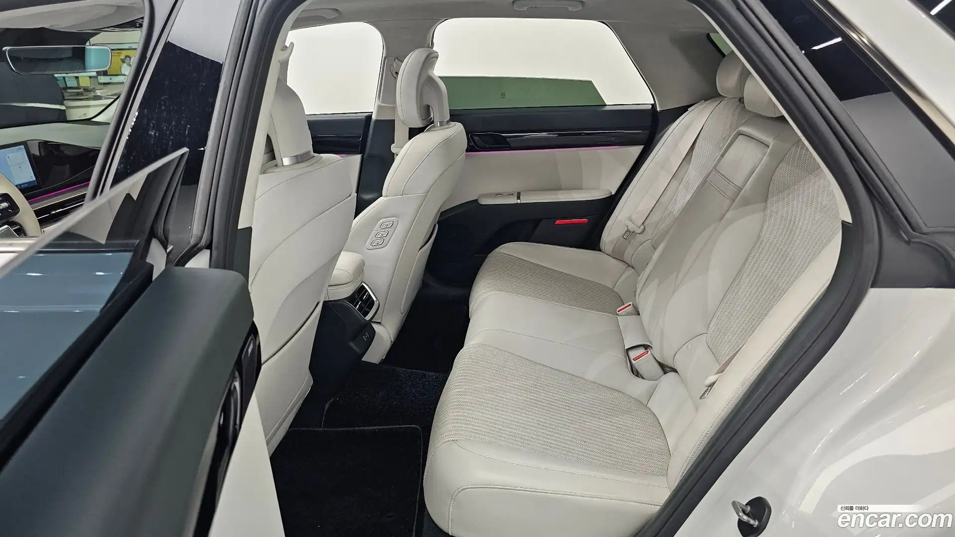 Grandeur Hyundai 2022.11-OPTION-016