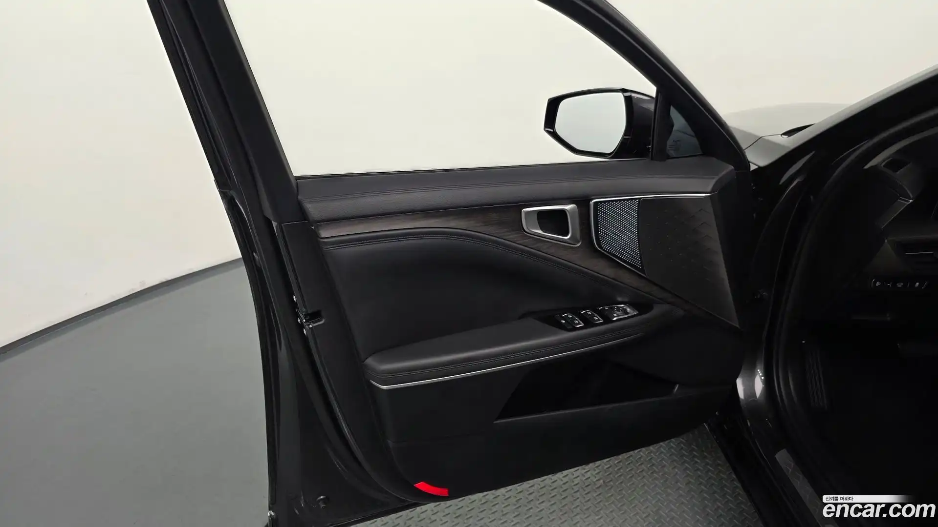 K8 Kia 2023.2-INNER-034