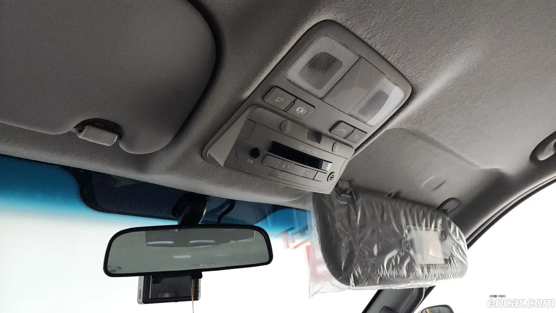 Starex Hyundai 2020.3-OPTION-024