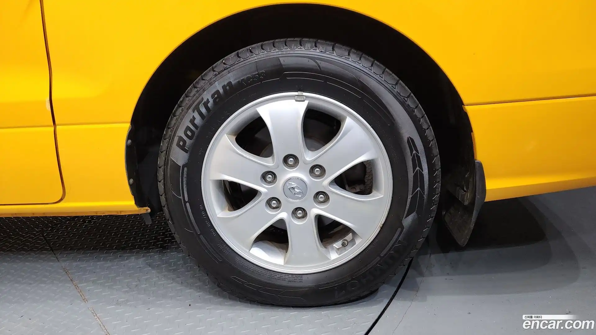 Starex Hyundai 2020.3-OUTER-031