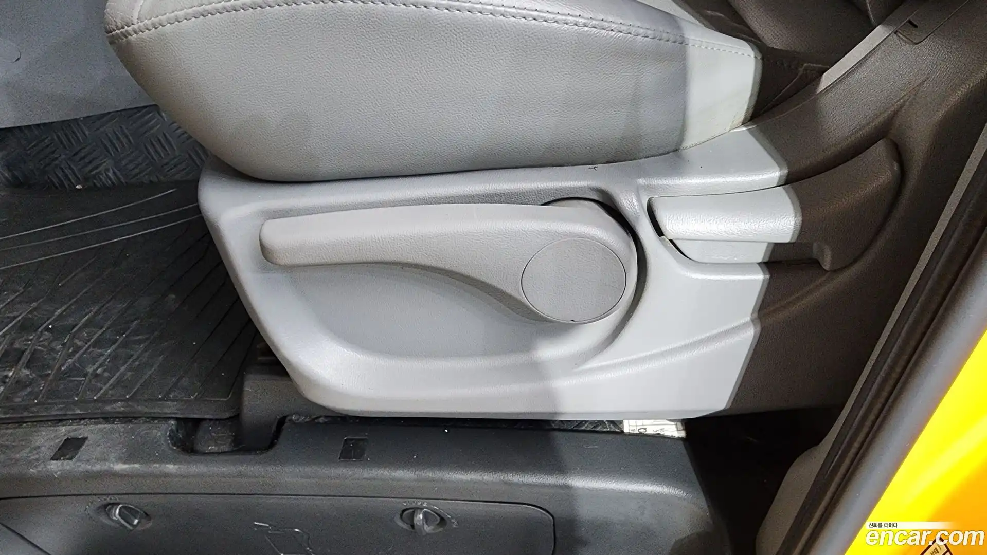 Starex Hyundai 2020.3-OPTION-043
