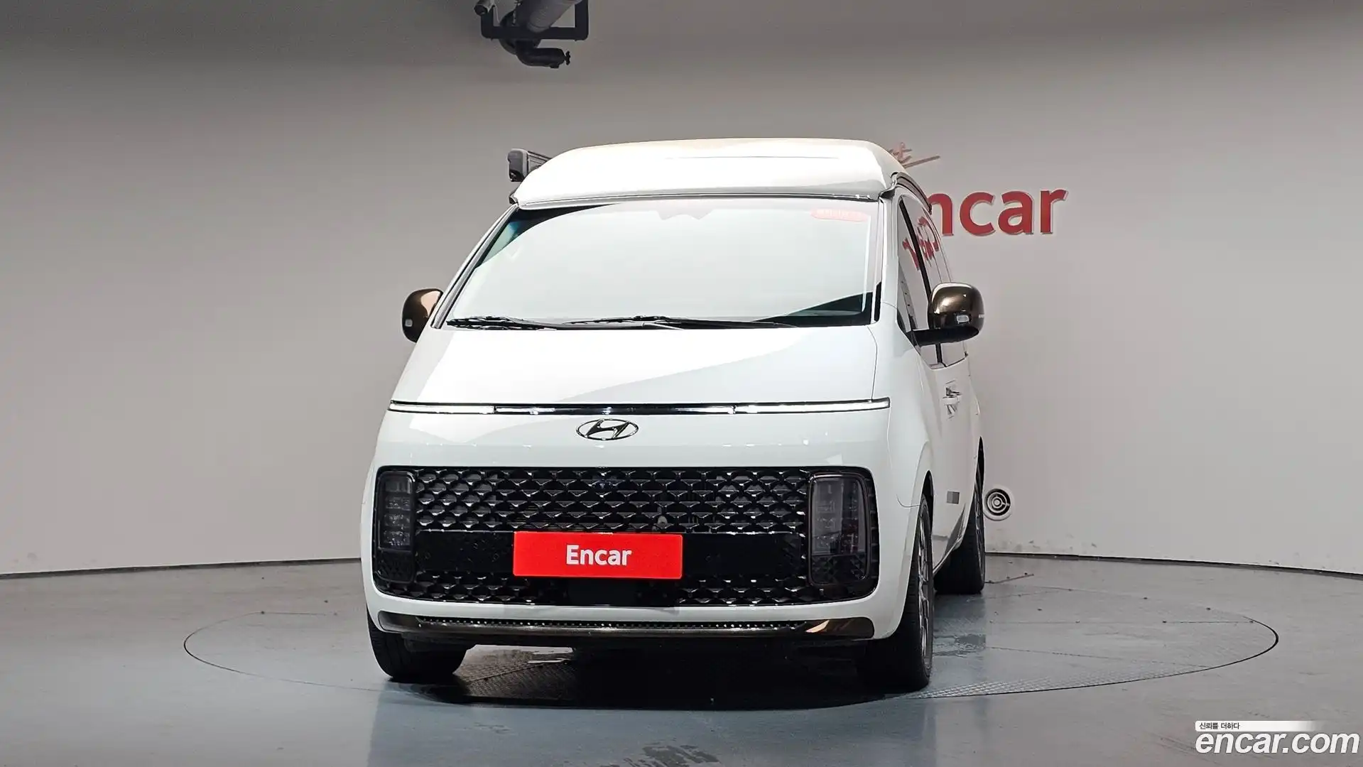 Staria Hyundai 2023.7-OUTER-003