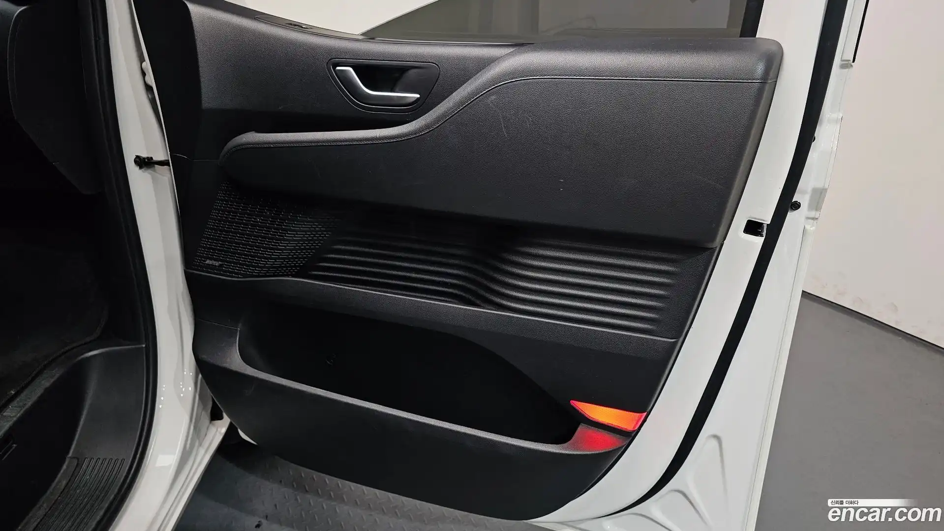 Staria Hyundai 2023.7-INNER-035