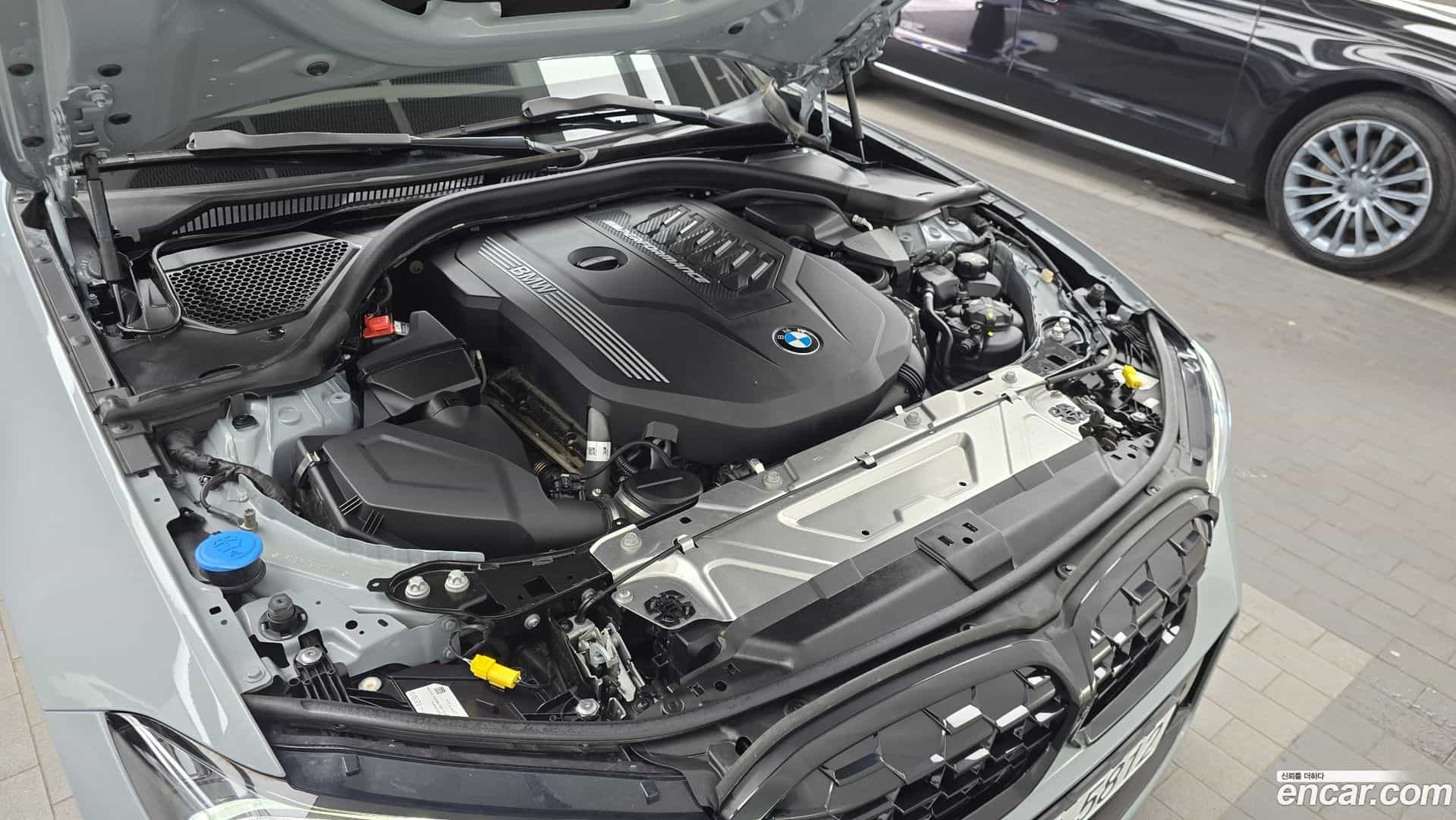 3-Series BMW 2024.8-OUTER-006