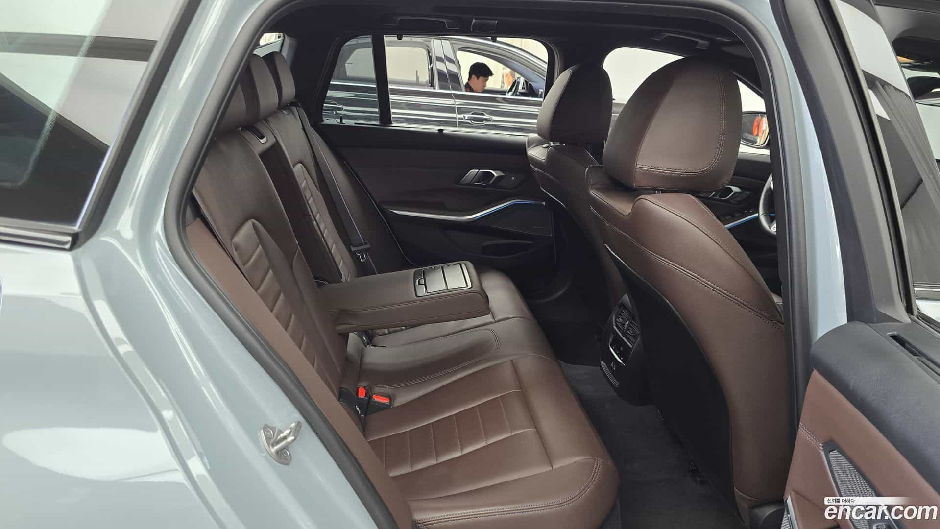 3-Series BMW 2024.8-OPTION-015