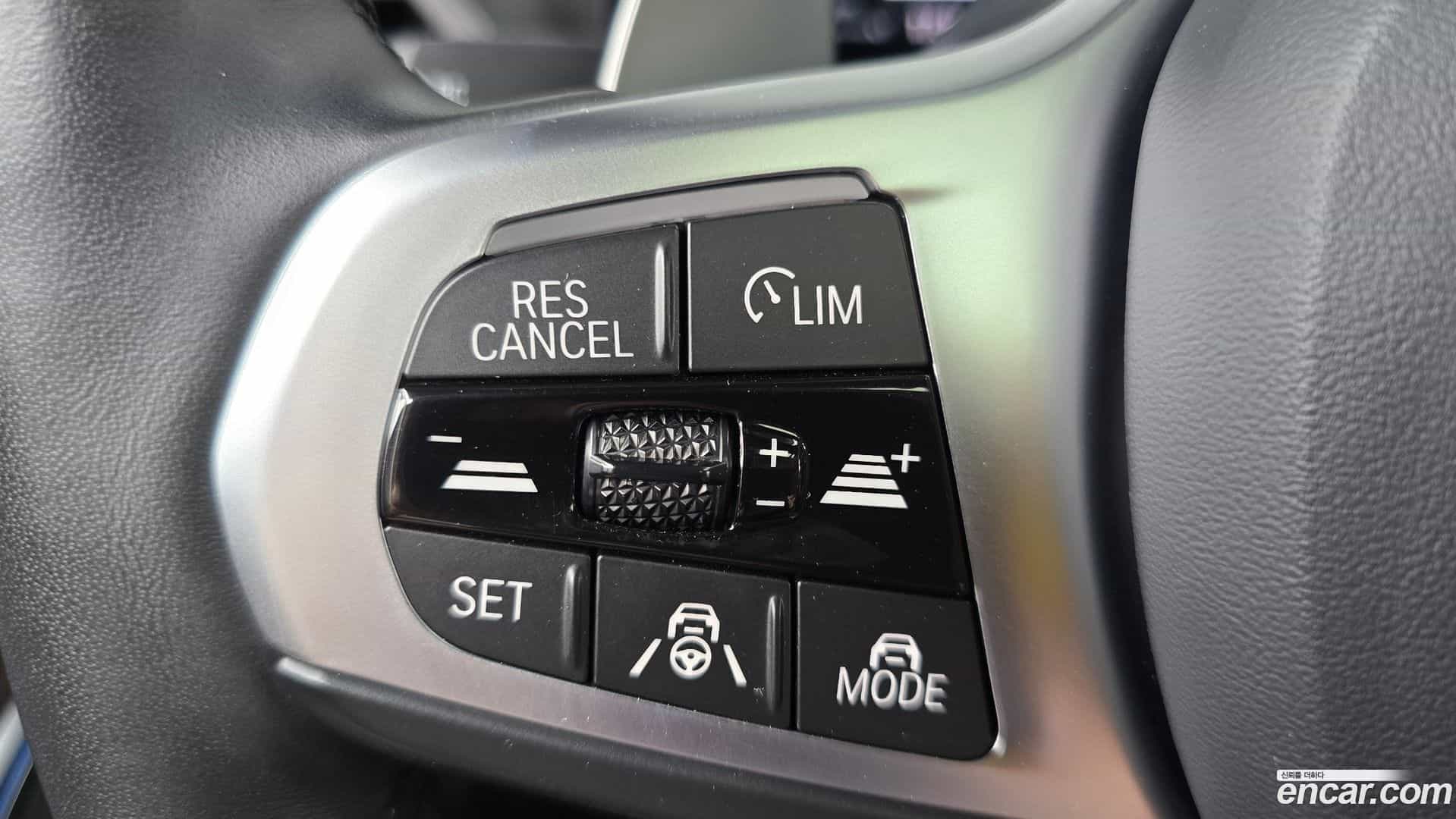 3-Series BMW 2024.8-OPTION-022