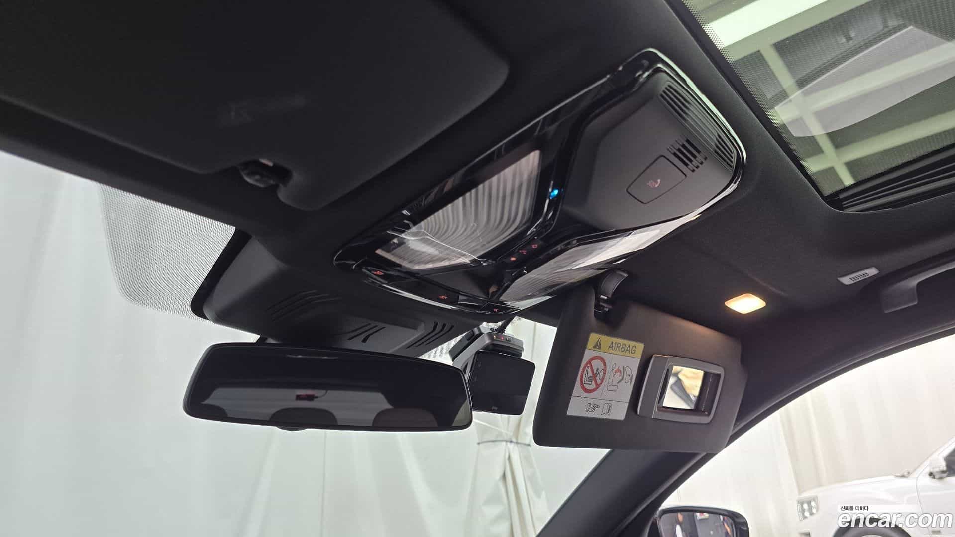 3-Series BMW 2024.8-OPTION-046