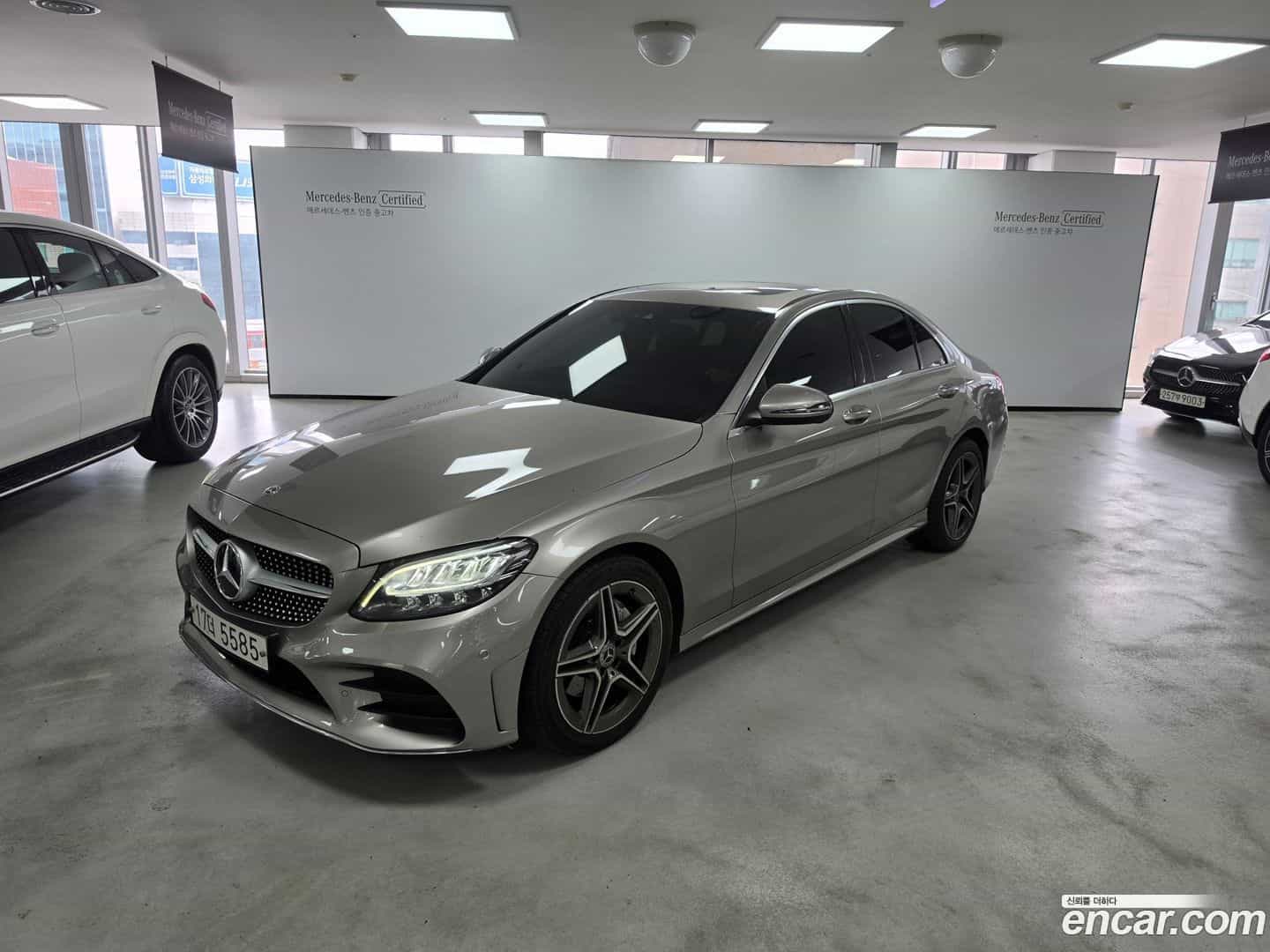 C-Class Mercedes-Benz 2019.6-OUTER-001