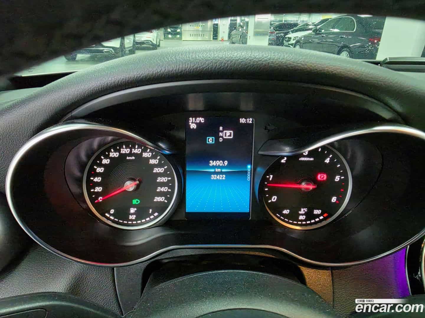 C-Class Mercedes-Benz 2019.6-INNER-008