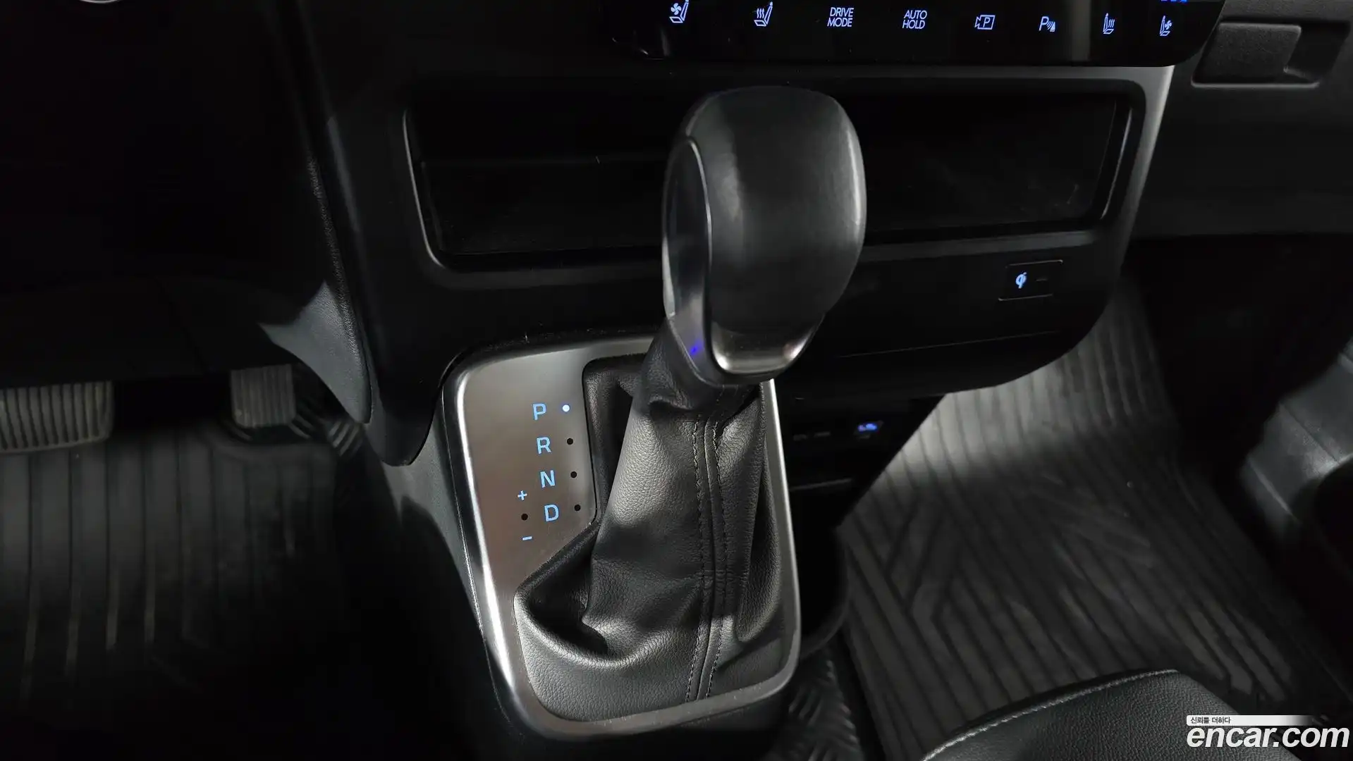 Staria Hyundai 2025.3-INNER-009