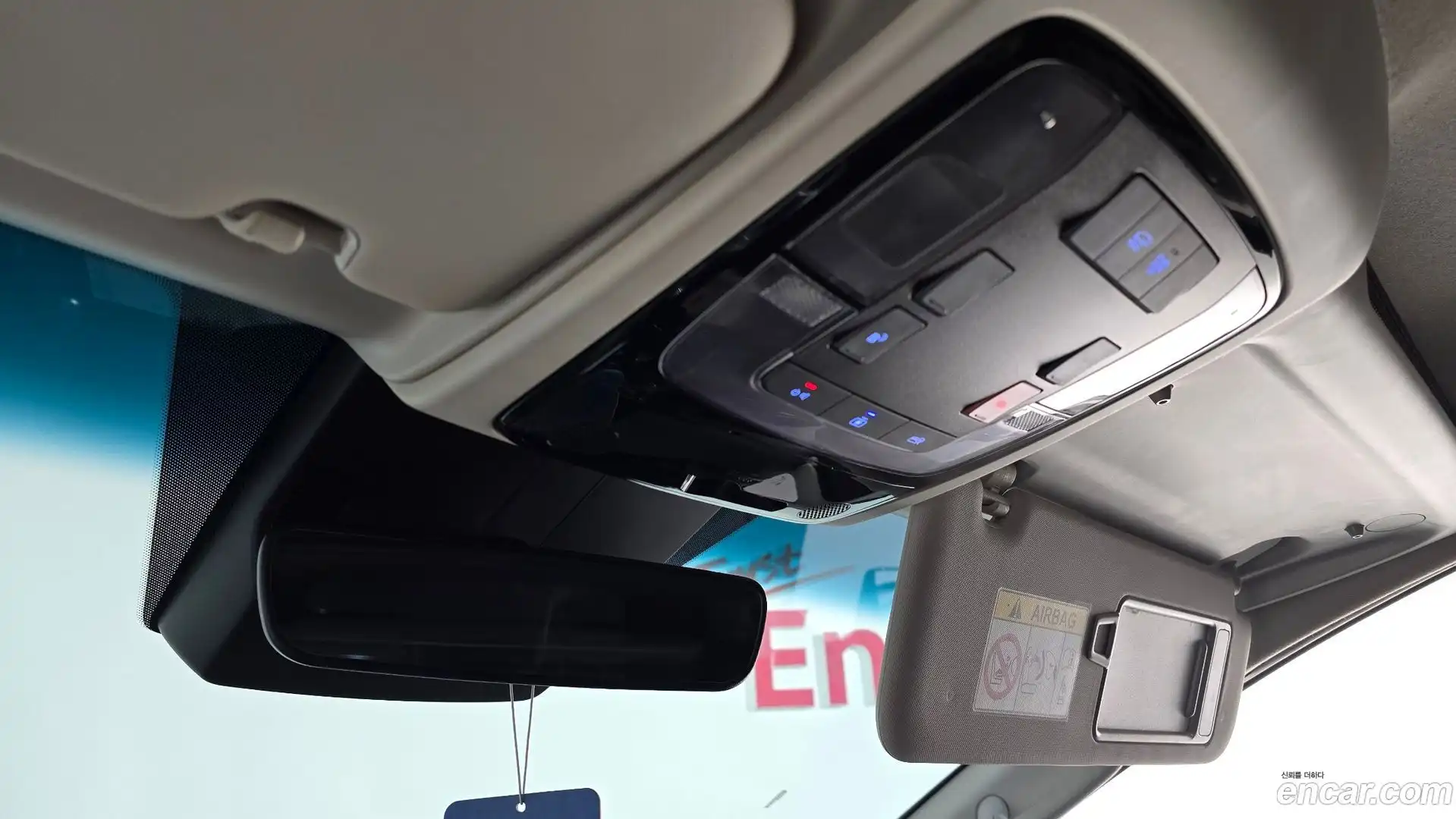 Staria Hyundai 2025.3-OPTION-023