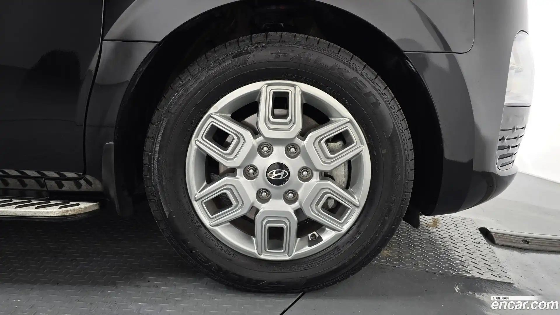 Staria Hyundai 2025.3-OUTER-031