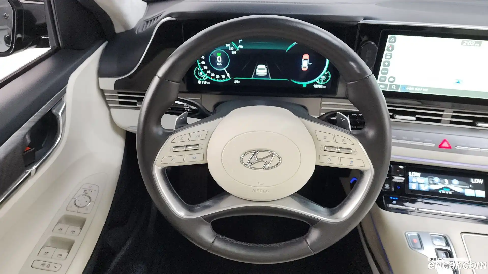 Grandeur Hyundai 2022.5-OPTION-018