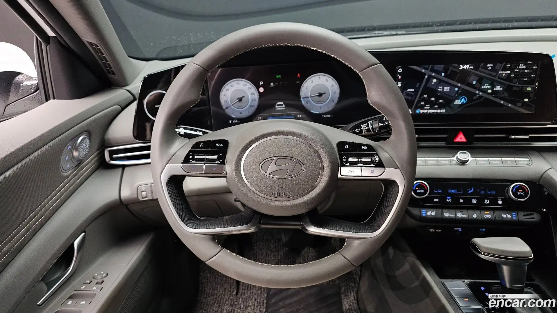 AVANTE Hyundai 2023.10-OPTION-017
