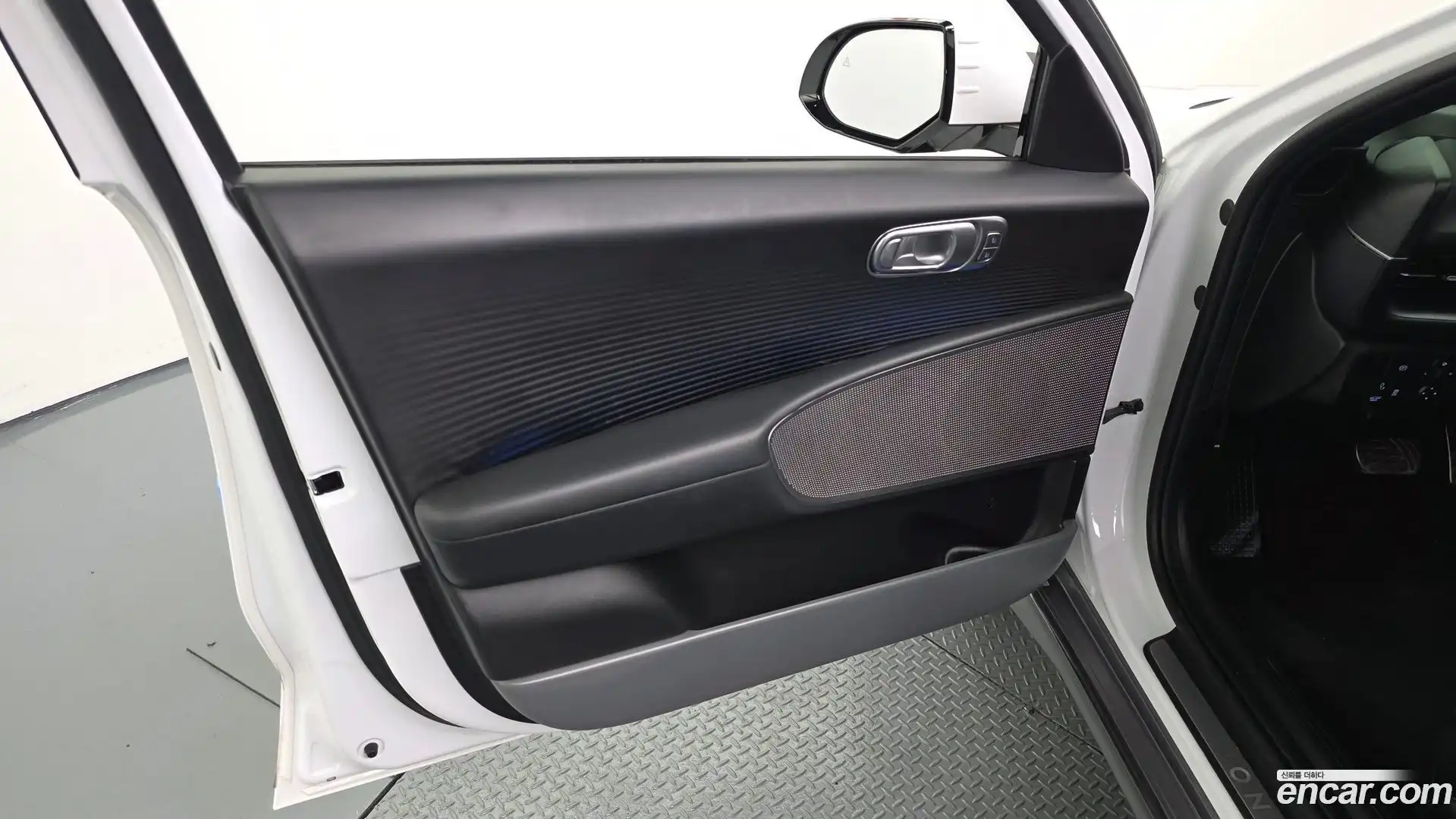 Ioniq6 Hyundai 2022.9-INNER-034