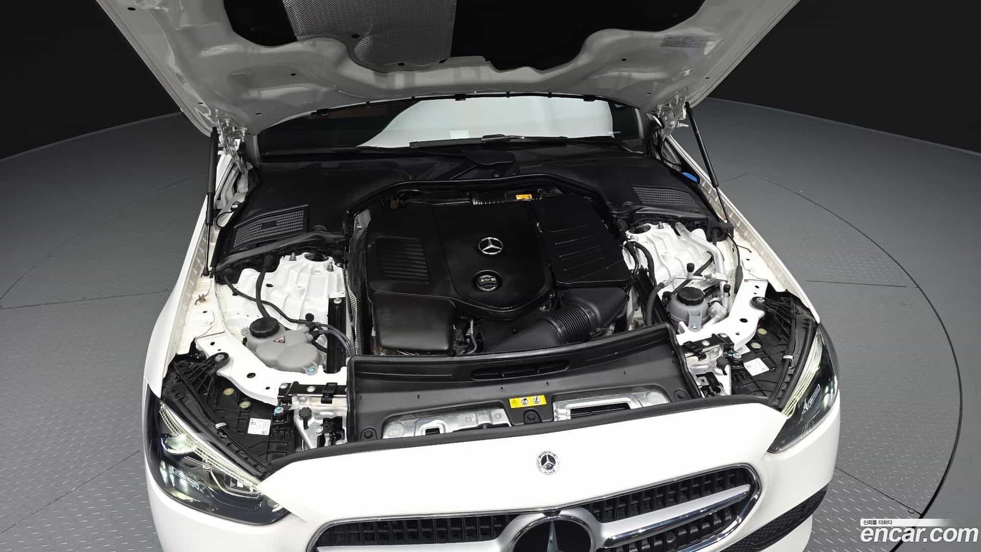 C-Class Mercedes-Benz 2024.0-OUTER-006