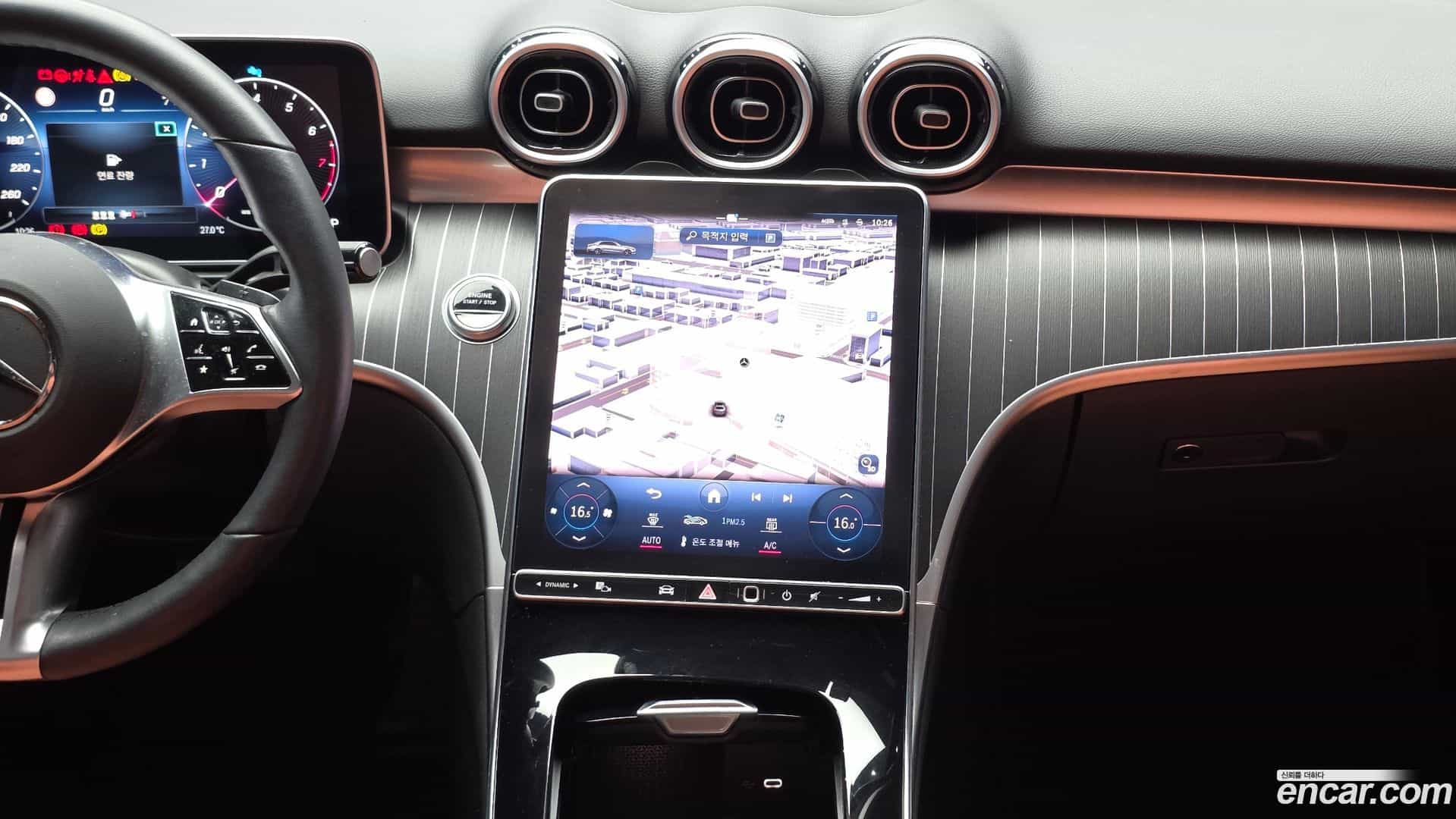 C-Class Mercedes-Benz 2024.0-OPTION-018