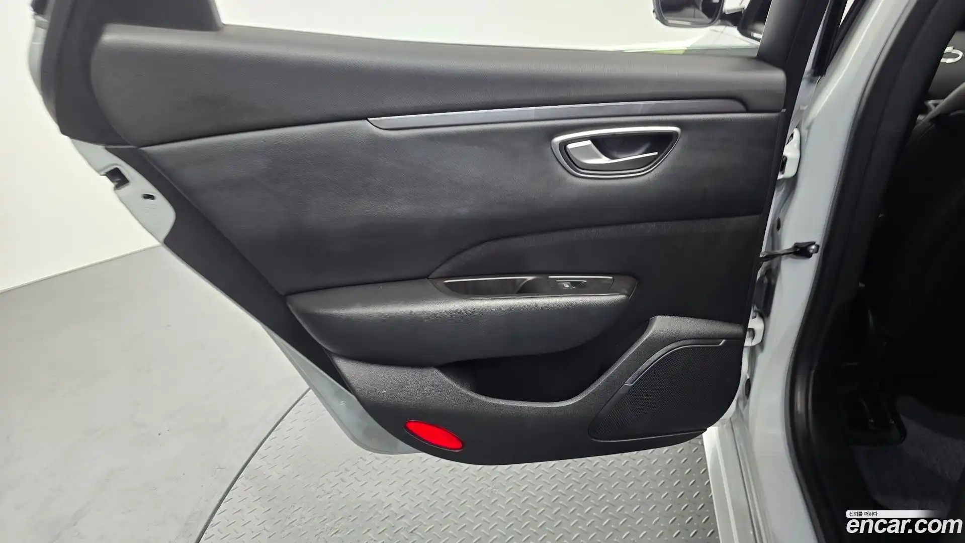 SM6 Renault Korea 2020.11-INNER-035