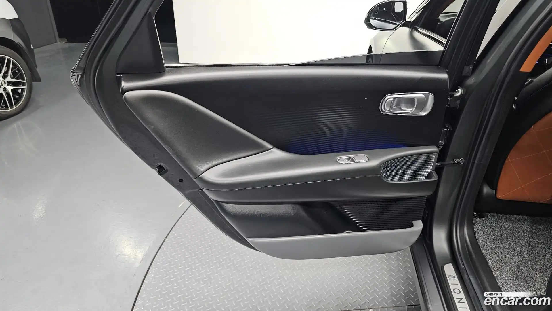 Ioniq6 Hyundai 2023.11-INNER-035