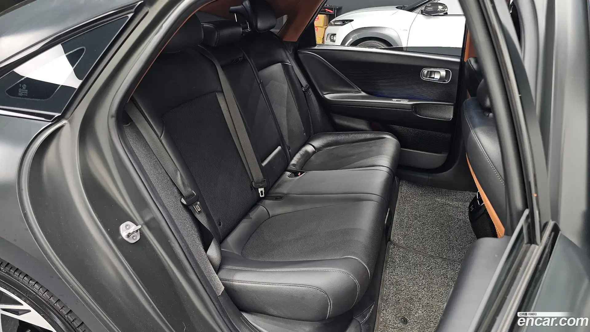 Ioniq6 Hyundai 2023.11-INNER-036