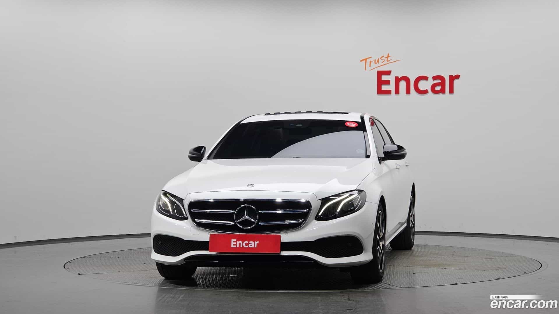 E-Class Mercedes-Benz 2020.5-OUTER-003