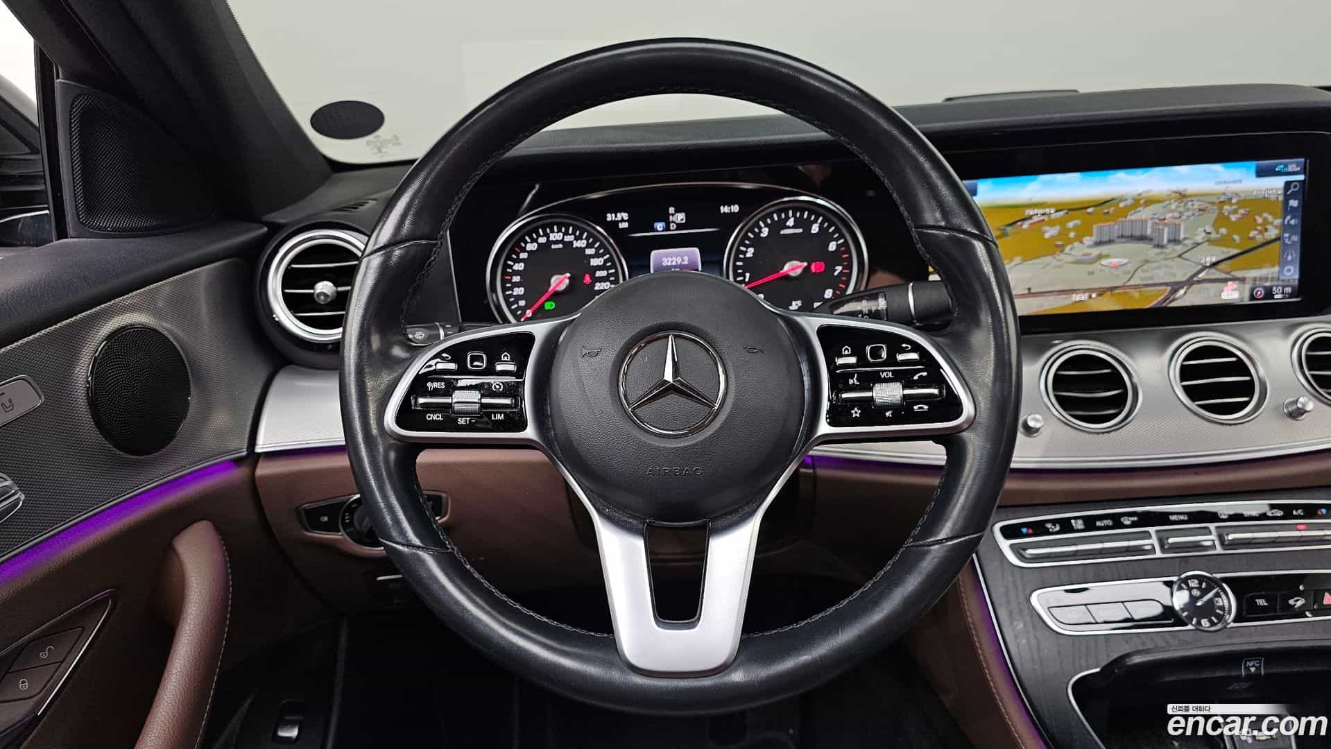 E-Class Mercedes-Benz 2020.5-OPTION-016